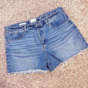Universal Thread Mid Rise 90s Baggy Cut Off Jean Denim Shorts Size 16